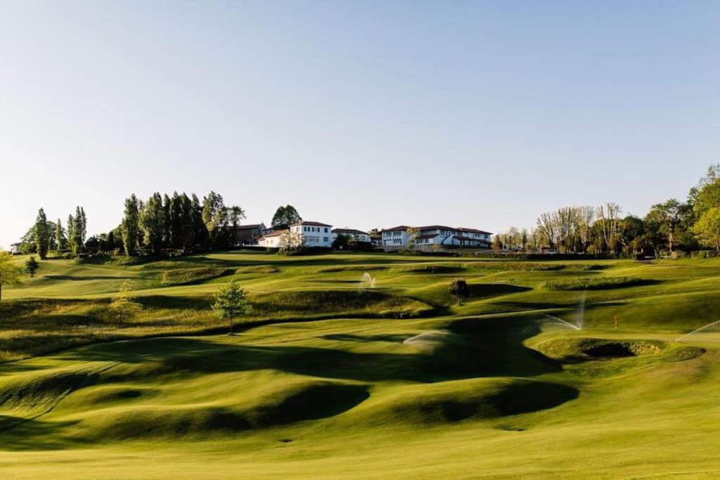 アルカングT1 Bis Avec Piscine Vue Golf Et Montagnesアパートメント エクステリア 写真