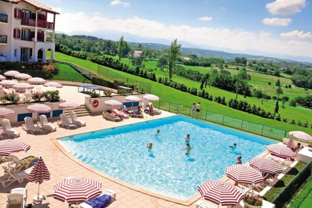 アルカングT1 Bis Avec Piscine Vue Golf Et Montagnesアパートメント エクステリア 写真